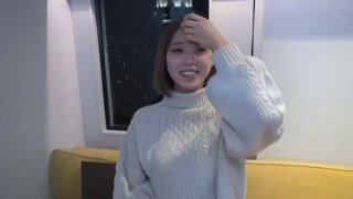 【黄先生探花】丰满少妇，穿上情趣装先振动棒玩弄，口交乳交猛操呻吟娇喘